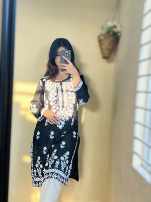 চিকানকারি কুর্তি টু-পিস সেট (কুর্তি + পায়জামা)_img_2