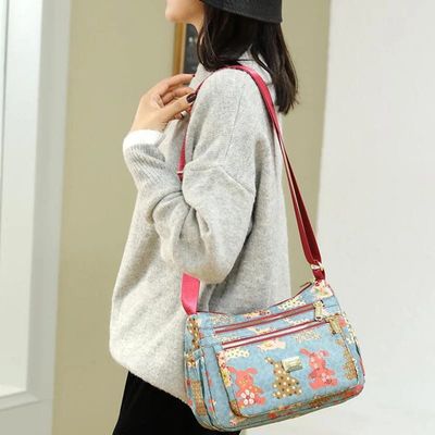 New Korean Flower Pattern Women/Ladies Stylish Travel Shoulder Bag_img_6