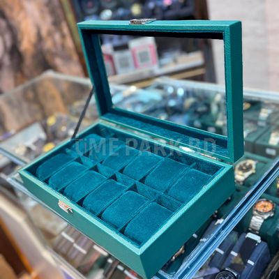 12 slot leather watch organizer in Green Color_img_0