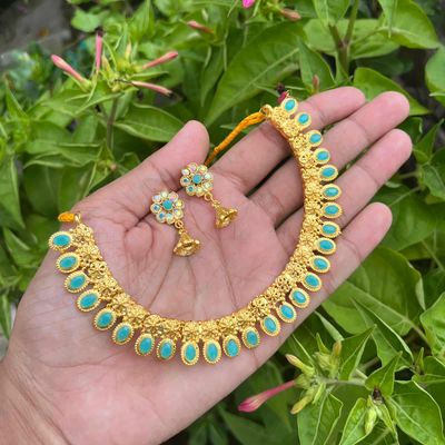 South Indian neckpiece with earrings set_img_9