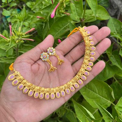 South Indian neckpiece with earrings set_img_10