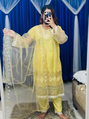 Pakistani Soft Net Sequence Three Piece_img_0