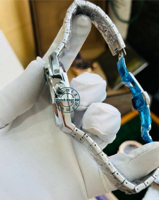 Audemars Piguet AP Silver Wine Quartz Movement Plain Watch (AA Grade)_img_1