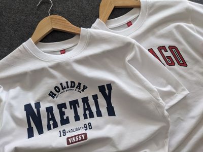 White Oversized T-Shirt Chicago and Naetaly_img_2
