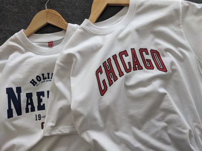 White Oversized T-Shirt Chicago and Naetaly_img_3
