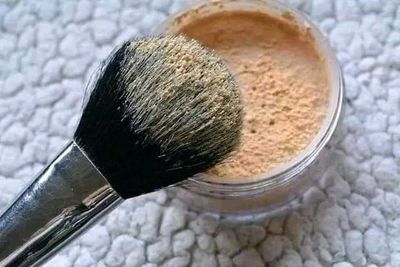 W7 Banana Dreams loose powder_img_1