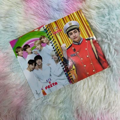 Small Notebook-Red Taehyung (V) & White OT7_img_0