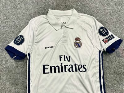 Real Madrid 16/17 Home Kit_img_1