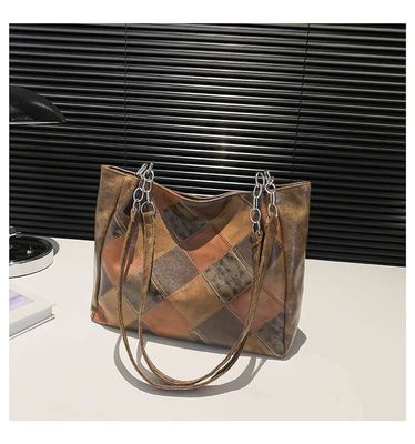 Commuting grid large capacity tote bag_img_1