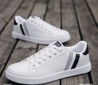 White Luxe Stride Sneakers (W)_img_5