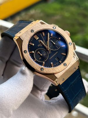 Hublot Classic Fusion Rose Gold Case Blue Dial & Belt_img_0