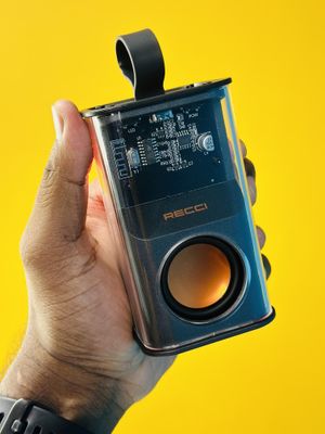 RECCI RSK-W30 Transparent Wireless Speaker with RGB Light_img_6