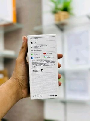 Nokia 8000 4G (India)_img_3
