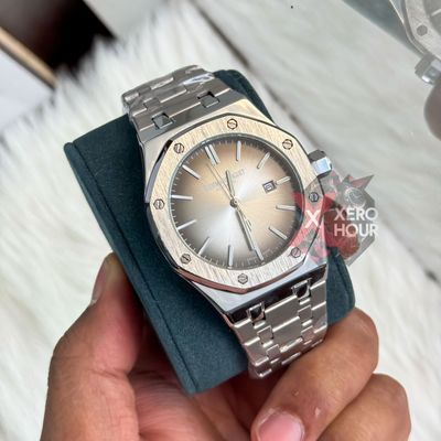 Audemars Piguet || Royal Oak || Plain Dial  || Silver white black shade_img_3