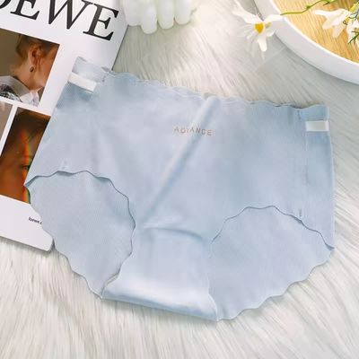 Ice Silk Seamless Women's Panties Breathable Soft Underwear Cozy Underpants Cute Briefs Skin-Friendly Female Lingerie_img_10