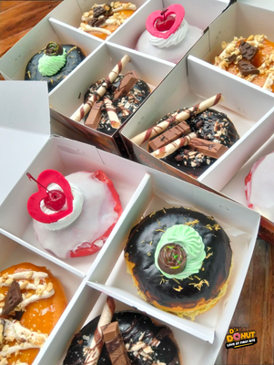 Premium Donut Box( 4 pcs)_img_3
