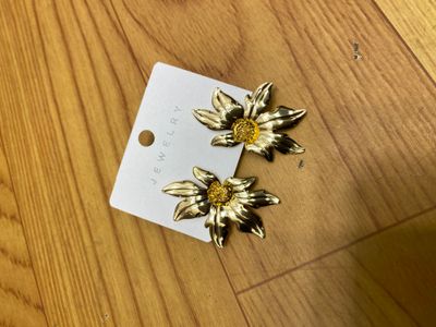 Gold-tone top 27_img_1