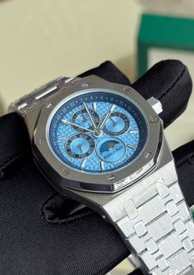 Audemars Piguet Royal Oak calendar sky blue dial_img_2