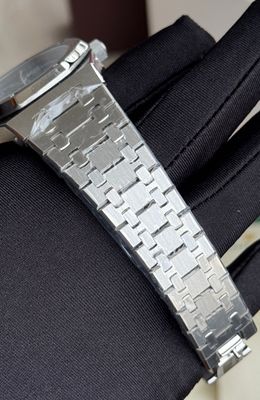 Audemars Piguet Royal Oak calendar sky blue dial_img_3