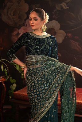 Iznik - Embroidered Velvet_img_5