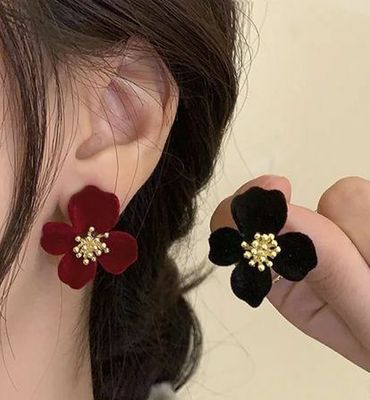 Vintage Velvet texture EarringsColour: Black & Merun_img_1