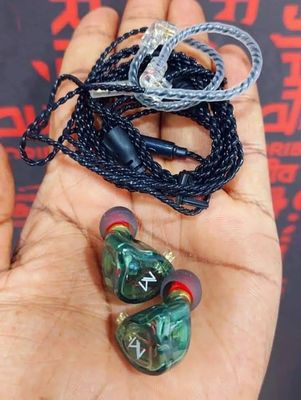 TRN MT1 10MM Dual Magnet Dynamic Driver Professional Grade In-Ear Monitor Earphone_img_1