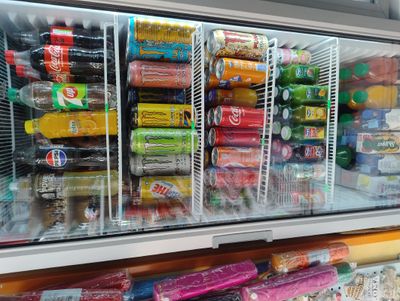 colddrinksmoonster(.cocazero+normale)lattina.yoga bottoglia.cocabottoglia(zero+normale.mango guicebig +small..santall(orange.pesca.ananas)_img_0