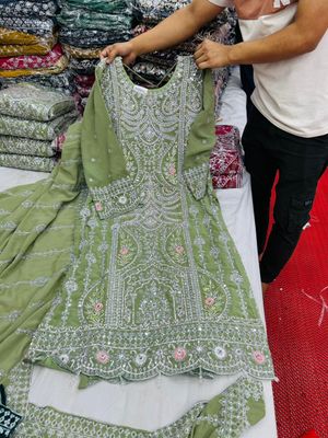 DRESS_img_1