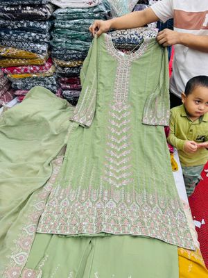 dress_img_2