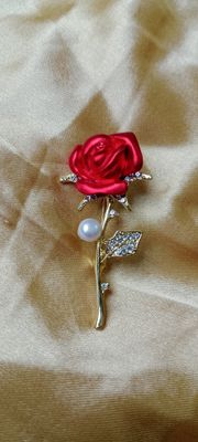 Brooch_img_1
