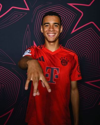 BAYERN HOME 24/25_img_0