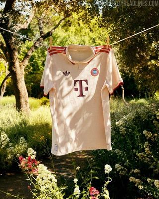 BAYERN 3RD KIT 24/25_img_2