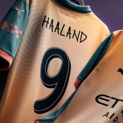MANCHESTER CITY 4TH KIT 24/25_img_2
