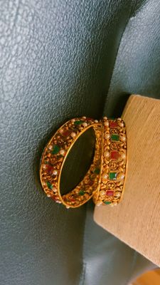 stone n pearl churi_img_2