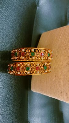 stone n pearl churi_img_4