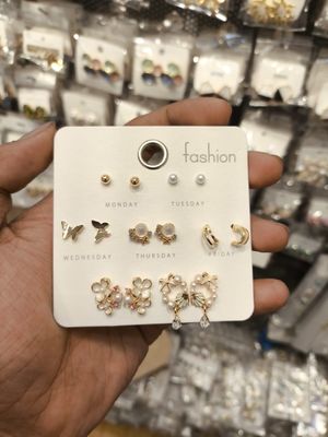 Earring set 17_img_1