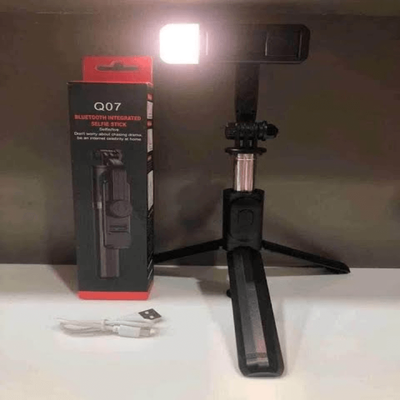 Q07 Foldable Mini Tripod & Selfi Stick with LED Light Bluetooth Remote Shutter_img_2