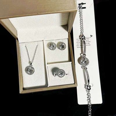 Round Stone Jewellery Set With Bracelet_img_1
