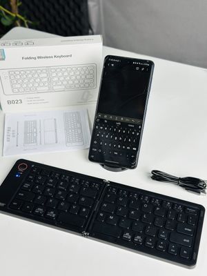 Gear up-B023 Rechargeable Ultra Slim Folding Pocket Bluetooth Keyboard_img_2
