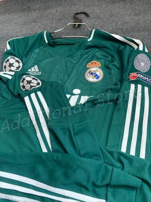 Real Madrid 12/13 Thrid kit_img_2