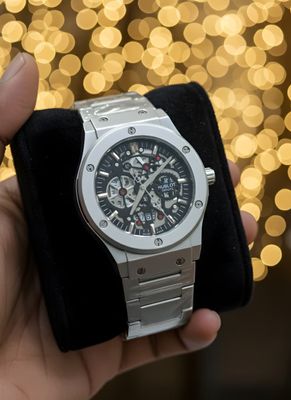 BusinessHublot Classic Fusion (Skeleton Dial) Watch_img_3