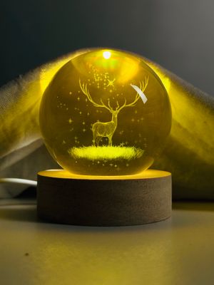 3D Crystal Ball – Astronaut (7 Color Base)_img_3