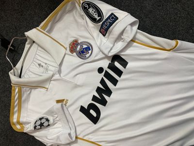 Real Madrid 11/12 Home Kit_img_2