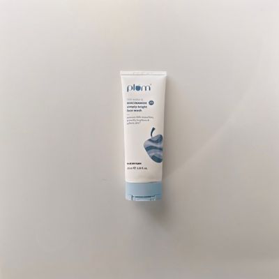 Plum Rice Water & Niacinamide 2% Simply Bright Facewash - 100ml_img_0