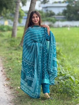 গঙ্গা থ্রি পিস_img_1