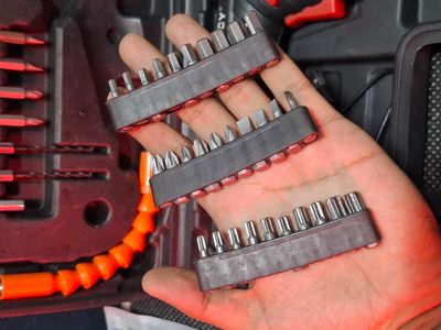 Cordless Rechargeable Screwdriver Full Set_img_3