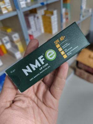 NMFe Moisturising Lip Care 10 Gm | Lip balm | Spf40+ For Dry And Chapped Lips_img_1