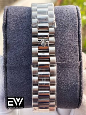 ROLEX DAY-DATE SILVER CH SILVER DIAL_img_3