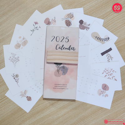 Minimal Desk Calendar -Elegance in Dates_img_2