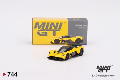Mini GT 744 Aston Martin Valkyrie Sunburst Yellow_img_0